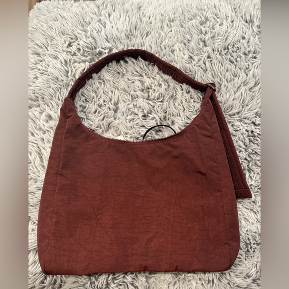 Baggu Mahogany Nylon Shoulder Bag - Picture 5 of 6